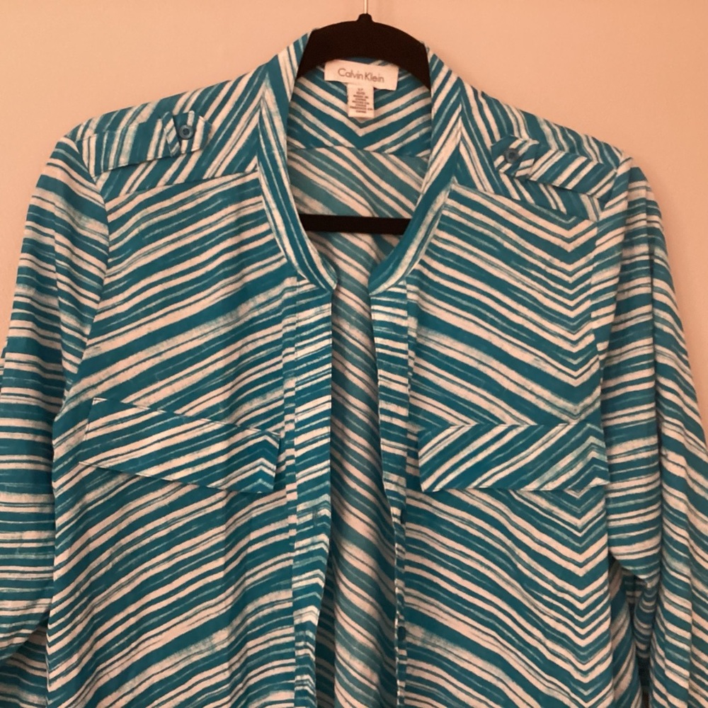 Calvin Klein Blue and White Graphic Button Down Shirt